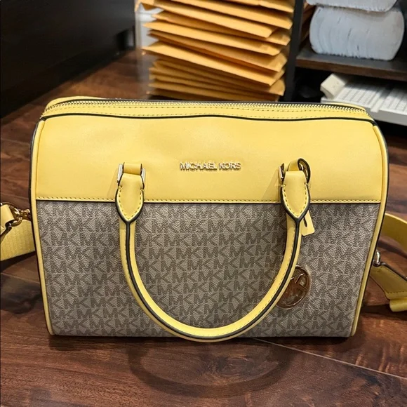 NWOT - new Michael Kors Yellow and Brown Logo large Satchel - Picture 1 of 4